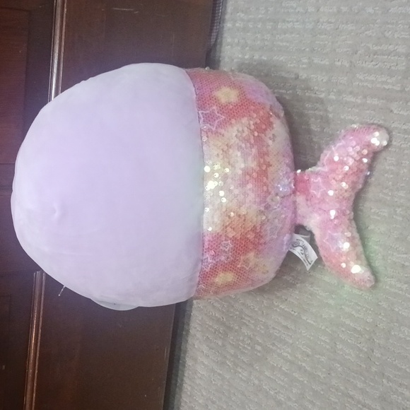 Pearl the Mermaid Squishmallow - Picture 2 of 4